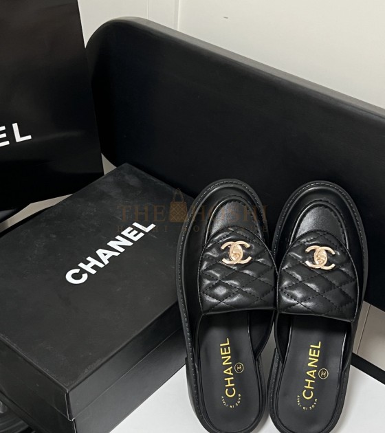Ch**el Quilted Slip-On Black Loafer Mules Lamskin Leaher