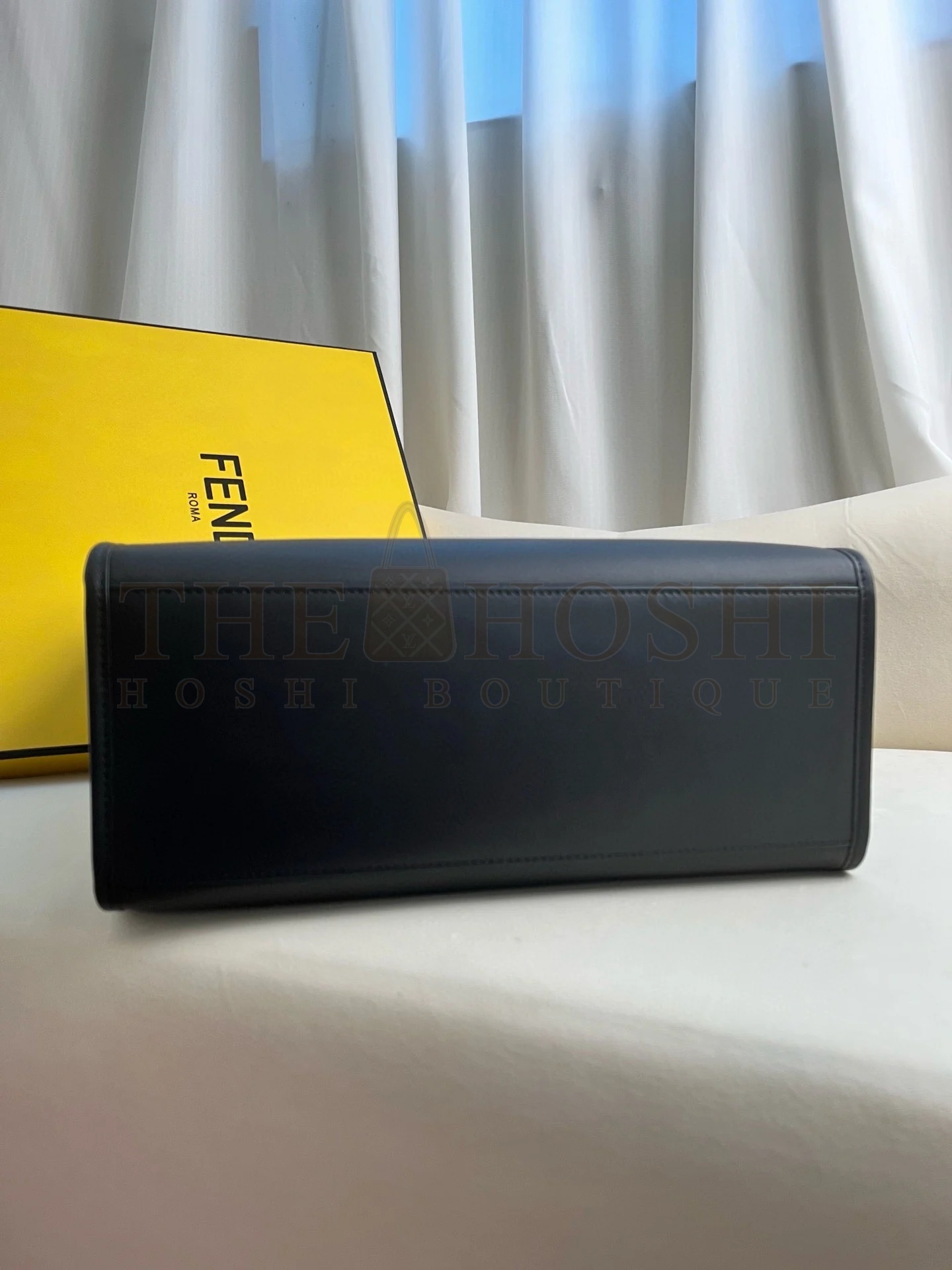 F**di Sunshine Medium Tote Bag In Noir Calfskin Master Quality