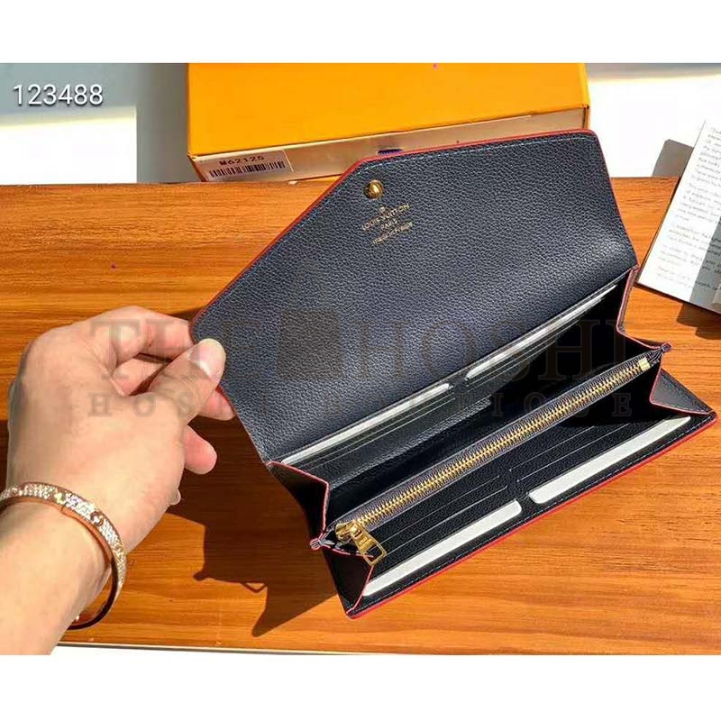 L0vis Vvtt0n LV Women Sarah Wallet Monogram Empreinte Leather-Navy Master Quality