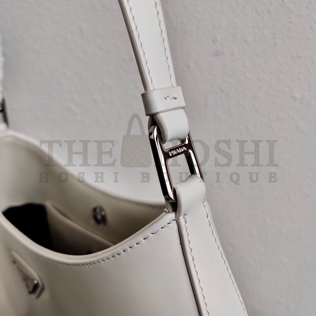 Pra*a Cleo Small Shoulder Bag In White Brushed Leather Master Quality