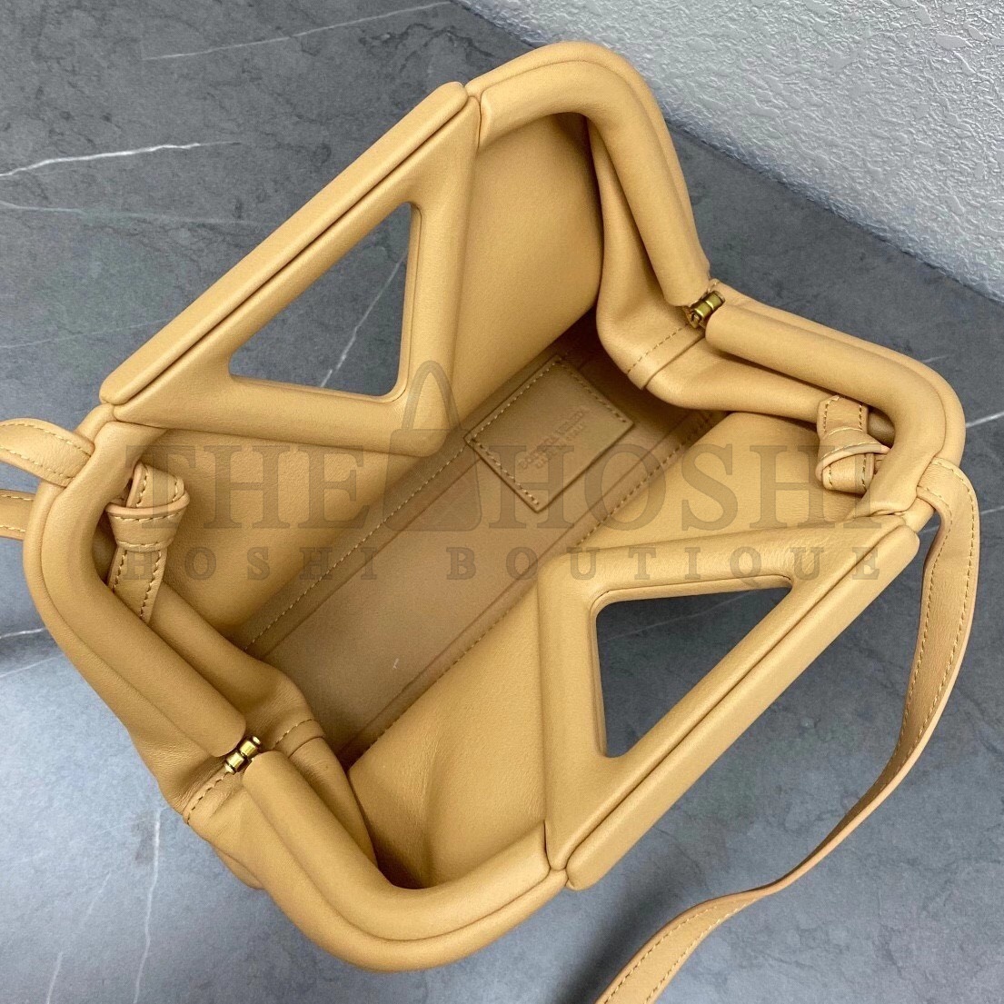 B0tt*ga Ven*ta Small Point Top Handle Bag In Beige Leather Master Quality