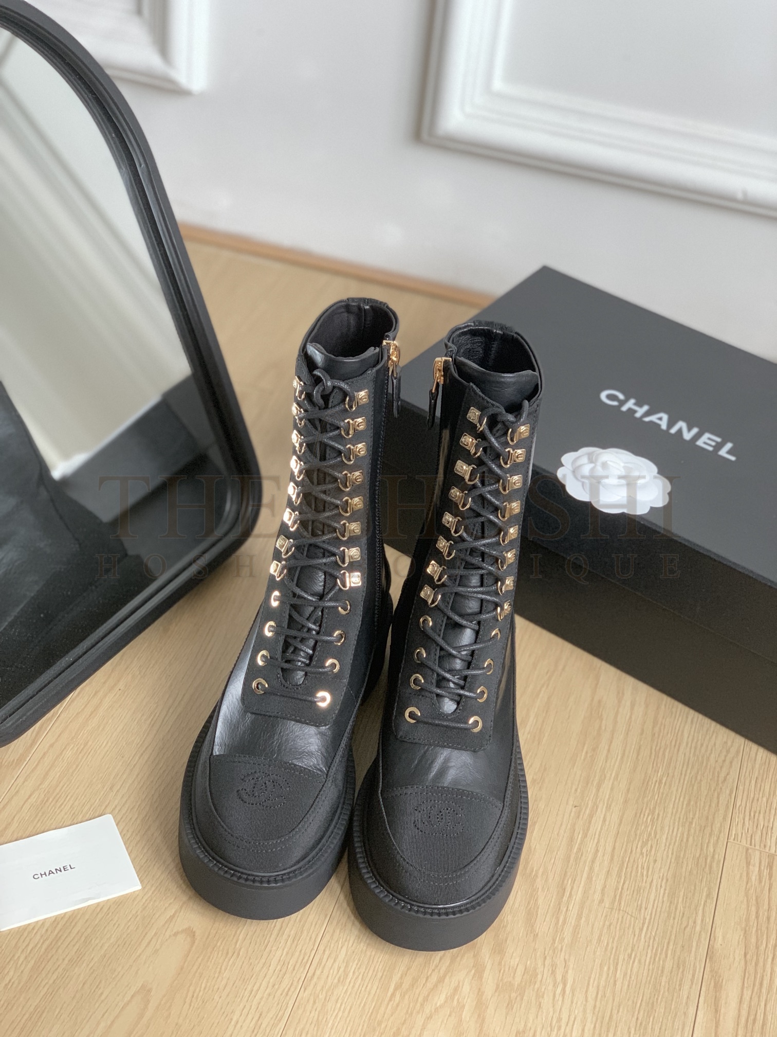 Ch**el BLACK GLOSSY ZIPPER BOOTS WITH GOLD ACCENTS SHOES Master Quality