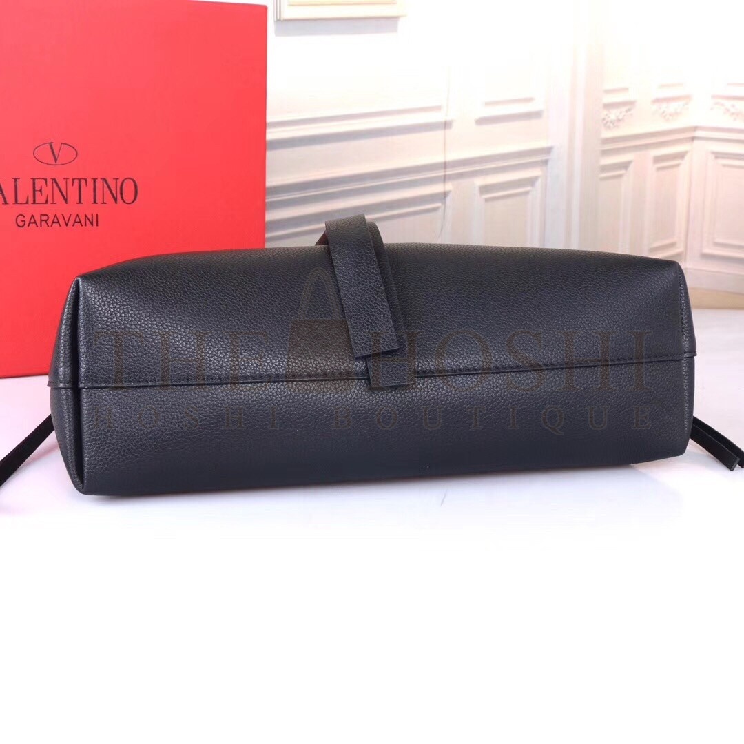 Va1e*ntin0 Medium VRing Chain Bag In Black Grainy Calfskin Master Quality