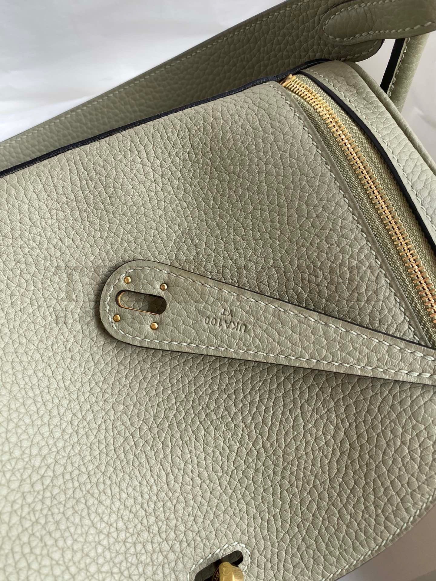 H**me5 Lindy 26 Handmade Bag In Sauge Clemence Leather Master Quality