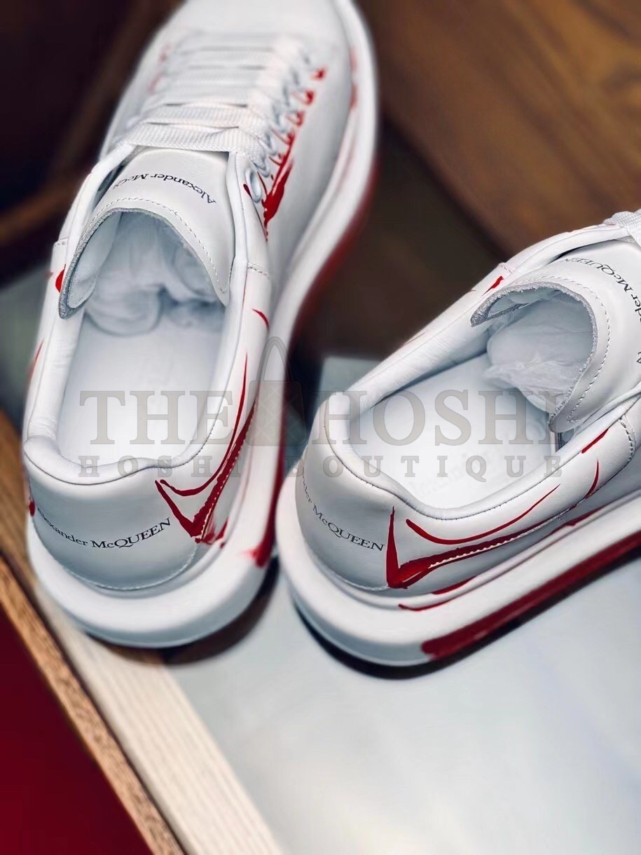 A1exa*der Mcqv*en Men