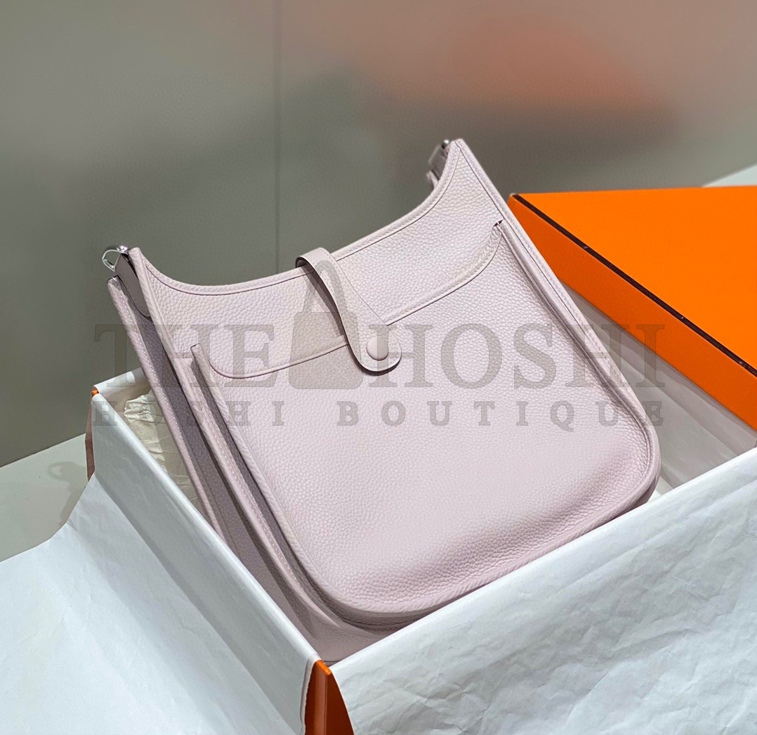 H**me5 Evelyne III 29 Bag in Mauve Pale Clemence Leather Master Quality