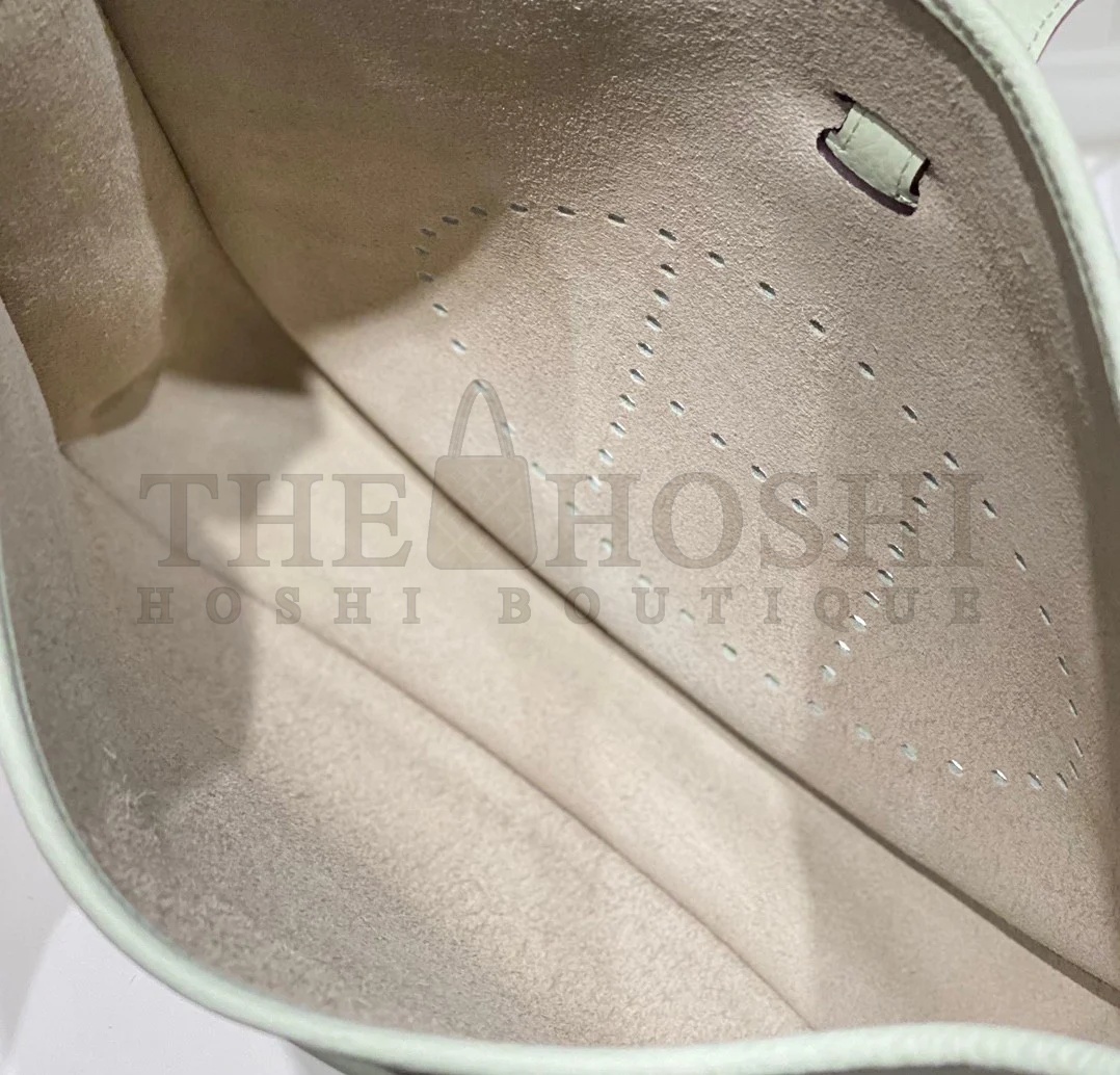 H**me5 Evelyne III 29 Bag in Vert Fizz Clemence Leather Master Quality