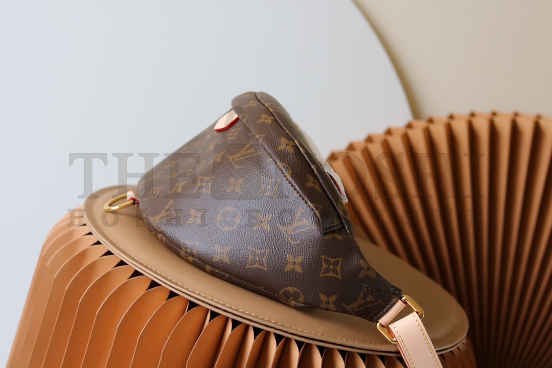 L0vis Vvtt0n LV Women Bumbag in Monogram Canvas-Brown M43644 Master Quality