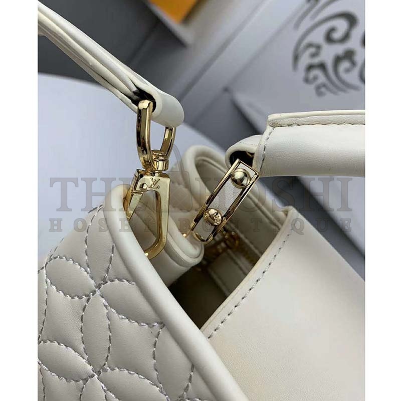 L0vis Vvtt0n LV Women Capucines BB Handbag in Lambskin with Monogram Flowers-Beige Master Quality