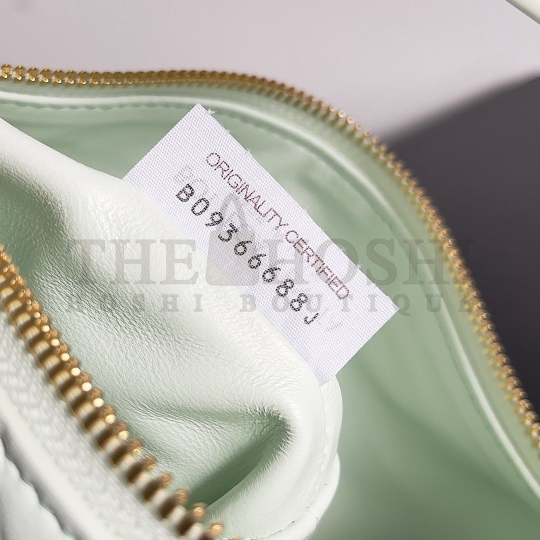 B0tt*ga Ven*ta Mini Wallace Bag in Glacier Intrecciato Calfskin Master Quality