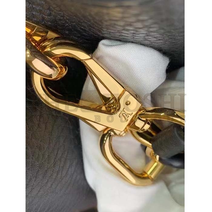 L0vis Vvtt0n LV Women Capucines BB Handbag Black Taurillon Cowhide Leather Master Quality