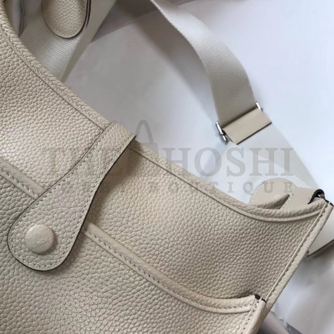 H**me5 Evelyne III 29 Bag In Craie Clemence Leather Master Quality
