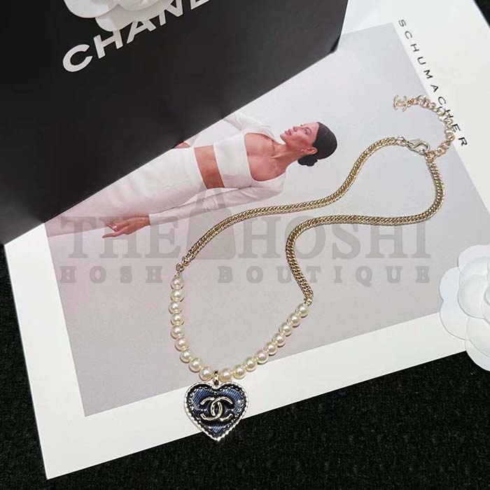Ch**el Women CC Pendant Necklace Metal Glass Pearls Gold Blue Pearly White Master Quality