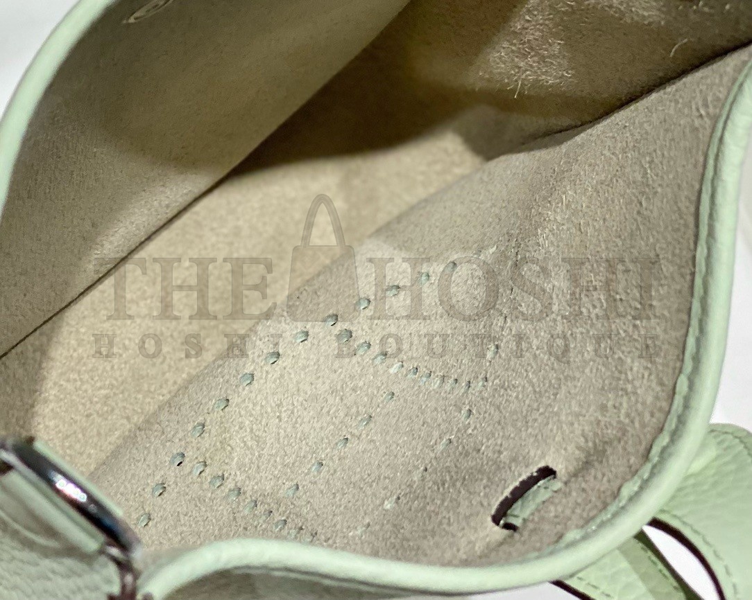 H**me5 Evelyne III TPM Bag In Vert Fizz Clemence Leather Master Quality