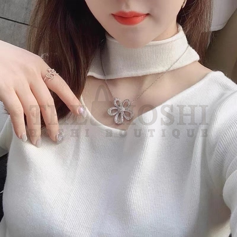 V*n Cl**f & Arpels Flower Necklace with D1am0nds, Flowerlace Pendant Master Quality