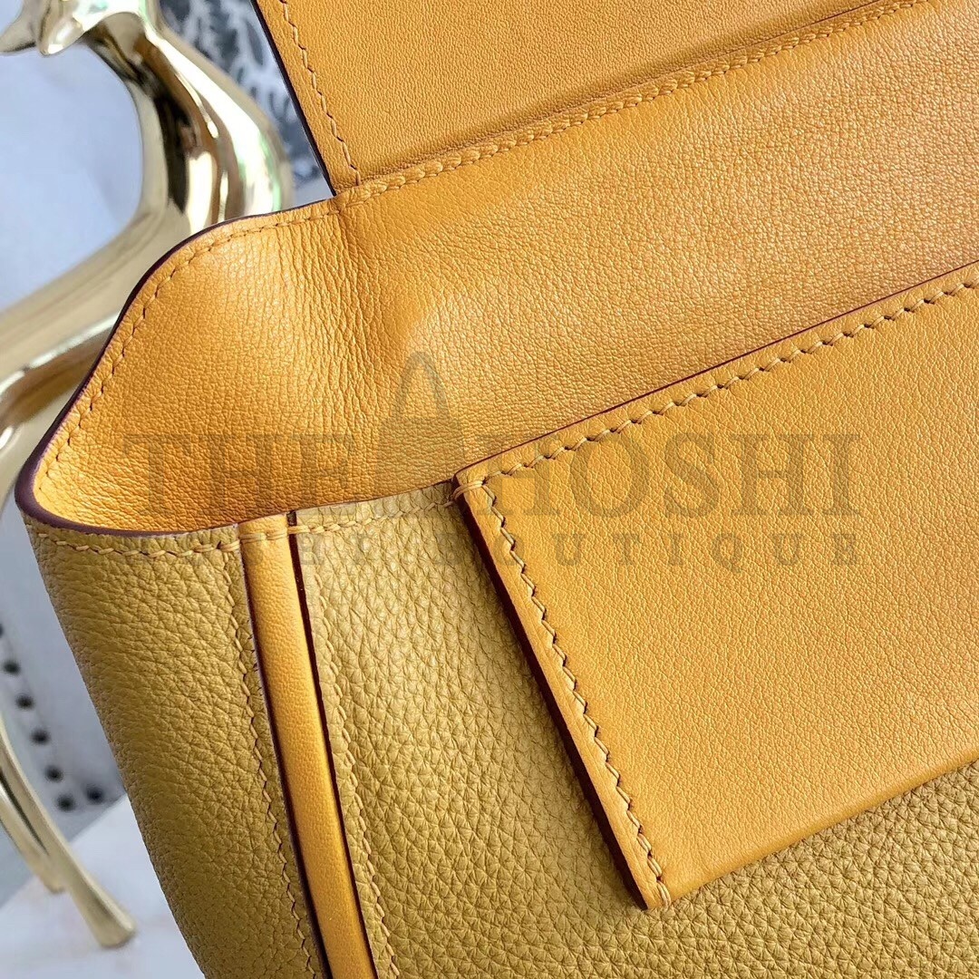 H**me5 24/24 29 Bag In Curry Clemence Calfskin Master Quality