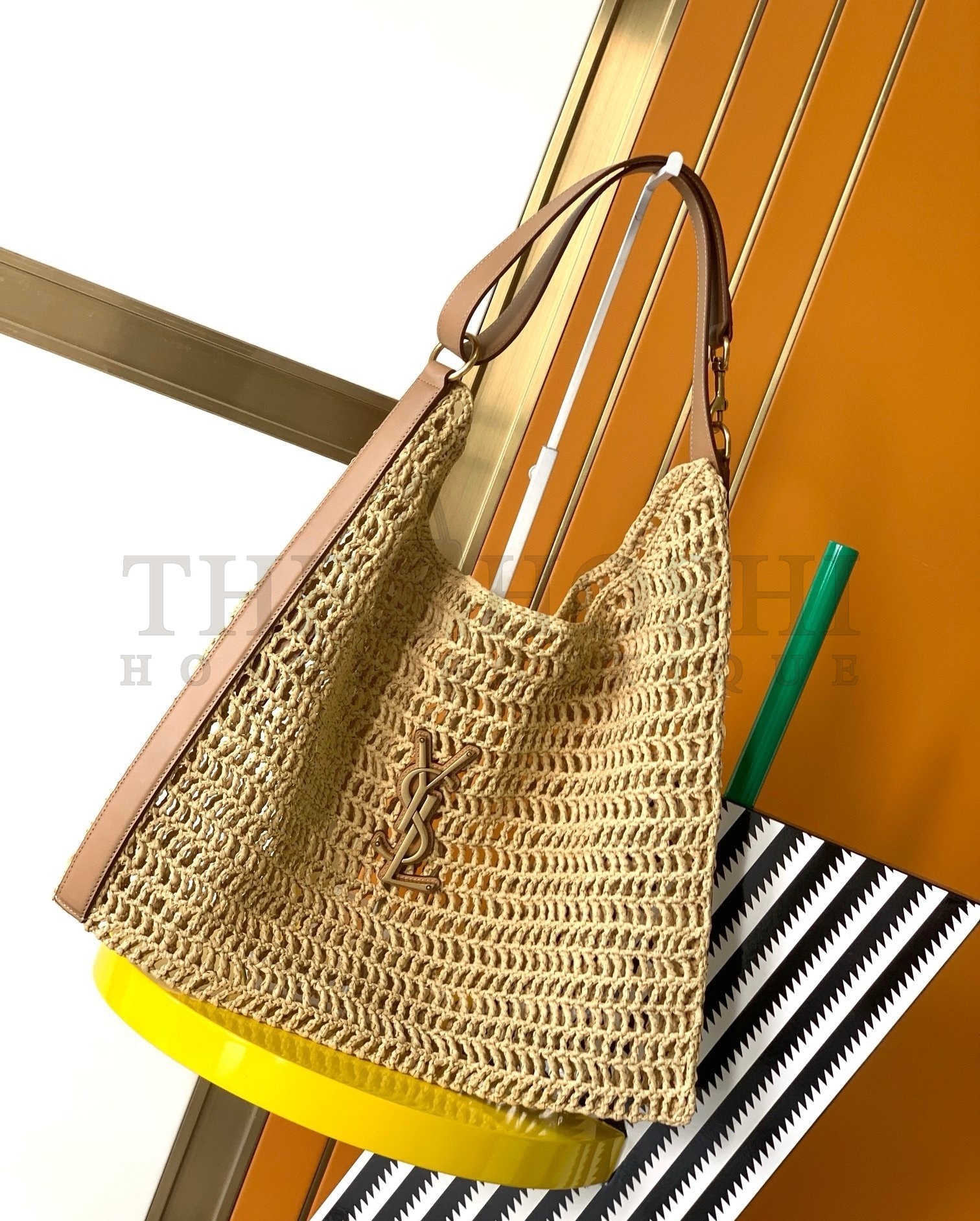 Sa1nt Lau*nt Oxalis Shoulder Bag in Naturel Raffia Master Quality