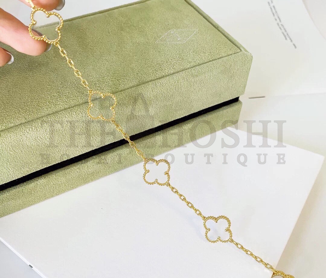 V*n Cl**f & Arpels Clear Clover Bracelet, Vintage Alhambra bracelet, 5 motifs Master Quality