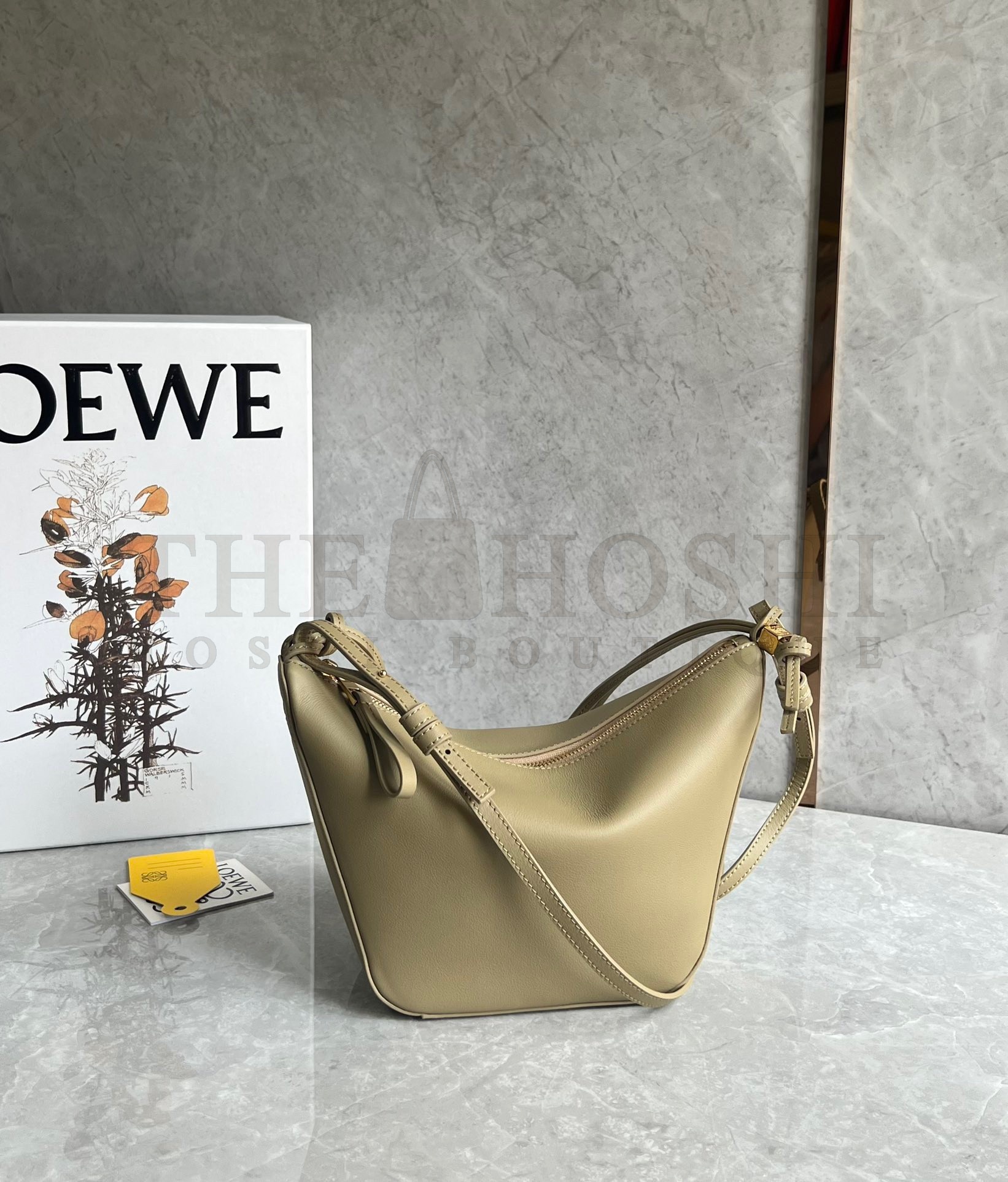 L0ew* Mini Hammock Hobo Bag in Clay Green Calfskin Master Quality