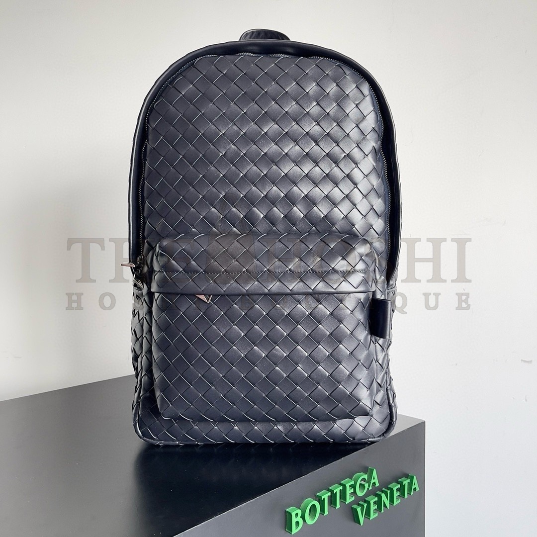 B0tt*ga Ven*ta Medium Backpack In Dark Blue Intrecciato Calfskin Master Quality