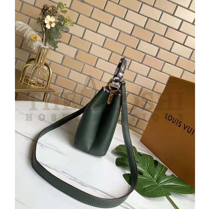 L0vis Vvtt0n LV Women Capucines Mini Handbag Green Taurillon Leather Python Skin Master Quality