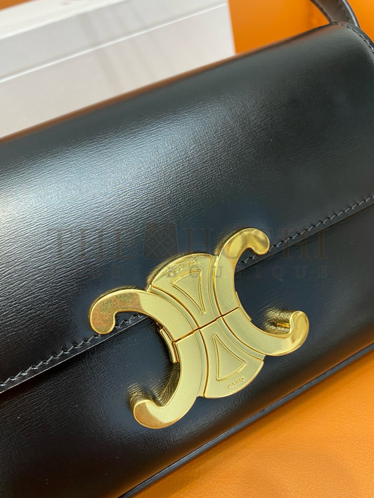 Ce1i*e Claude Shoulder Bag in Black Calfskin Master Quality