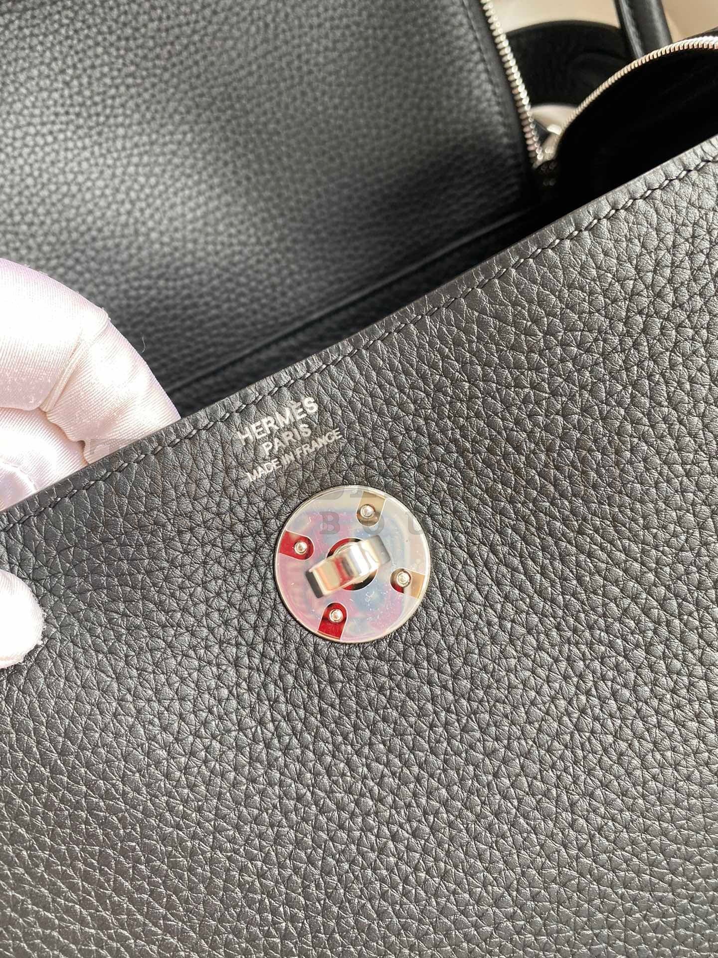 H**me5 Lindy 26 Handmade Bag In Black Clemence Leather Master Quality