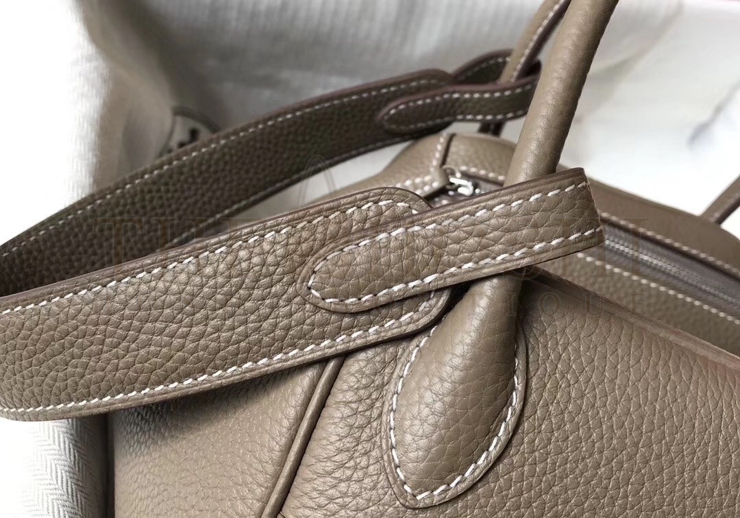 H**me5 Lindy 26cm Bag In Taupe Grey Clemence With PHW Master Quality
