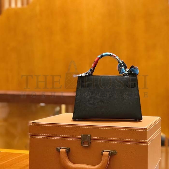H**me5 Women Mini Kelly 20 Bag in Togo Leather with Gold Hardware-Black Master Quality