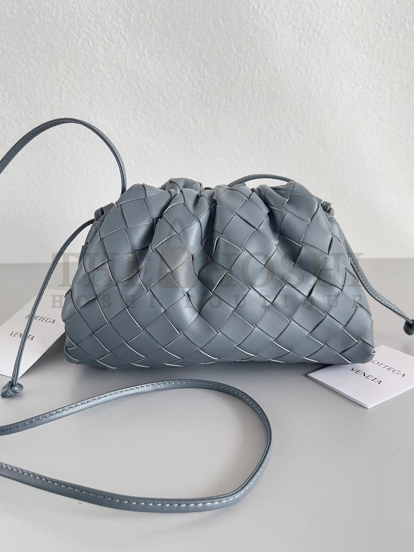B0tt*ga Ven*ta Mini Pouch with Strap in Thunder Intrecciato Lambskin Master Quality
