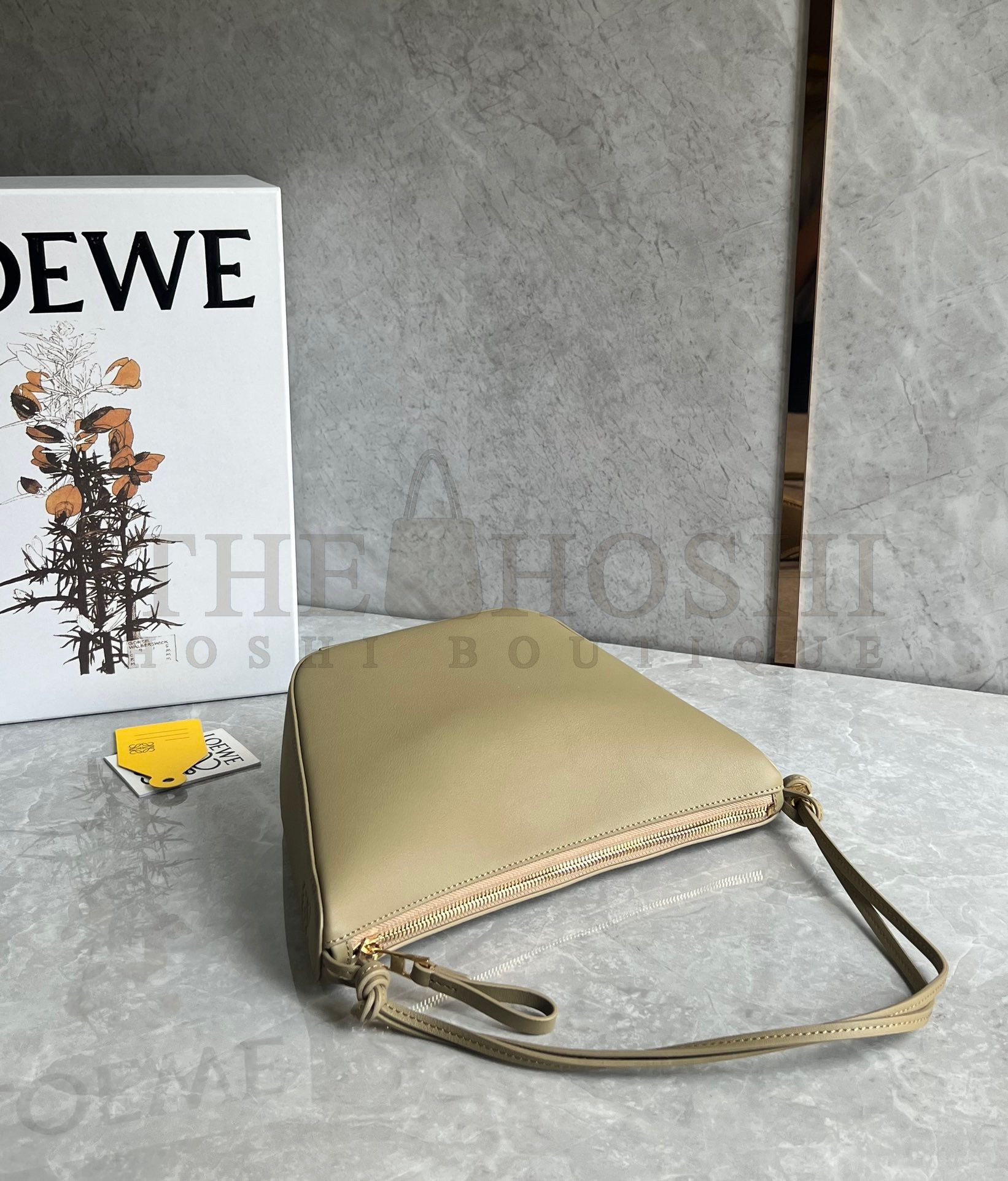L0ew* Mini Hammock Hobo Bag in Clay Green Calfskin Master Quality