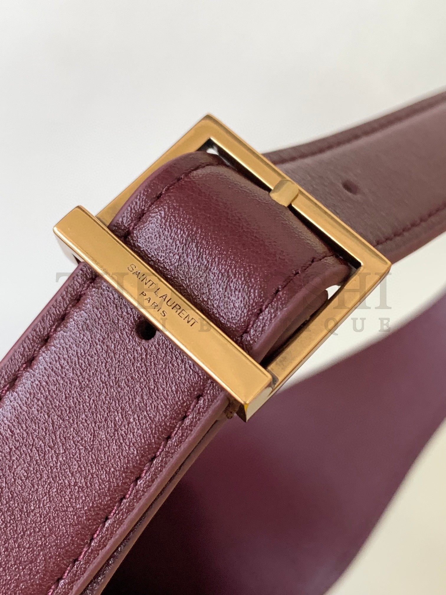 Sa1nt Lau*nt Le 5 A 7 Soft Small Shoulder Bag in Bordeaux Leather Master Quality