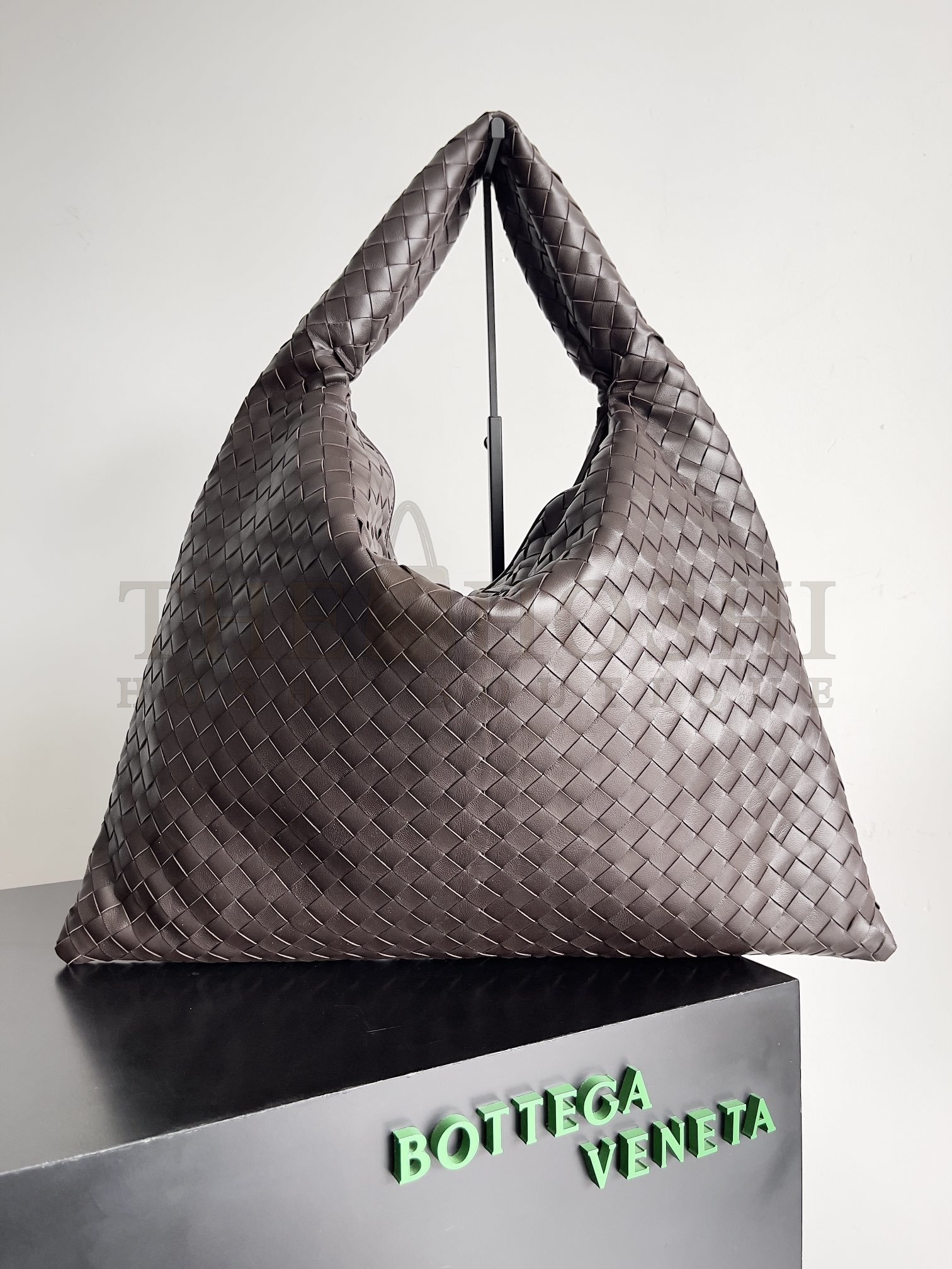 B0tt*ga Ven*ta bv Shoulder bag with Intrecciato craftsmanship in calf leather Large Hop bag 53*24*13cm Master Quality