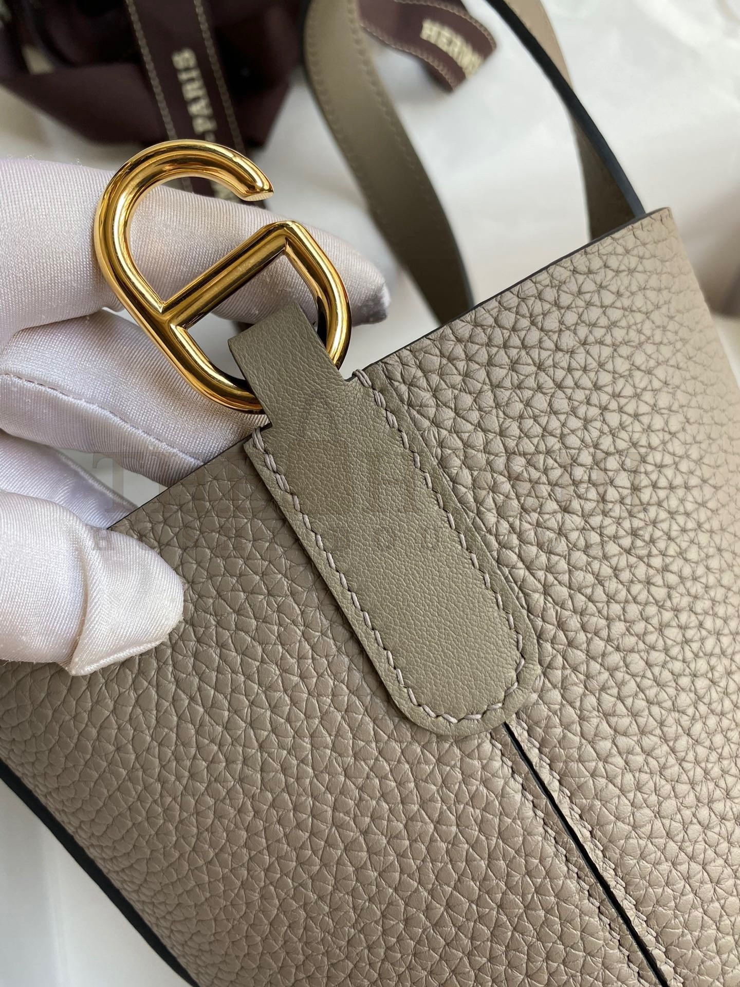 H**me5 In The Loop 18 Handmade Bag in Gris Asphalt Clemence Leather Master Quality