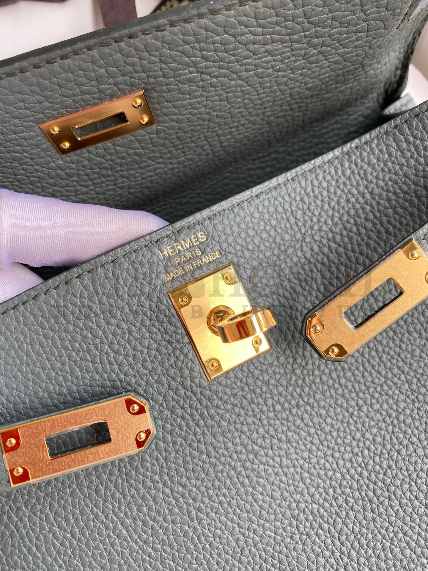 H**me5 Kelly Retourne 25 Handmade Bag In Vert Amande Clemence Leather Master Quality