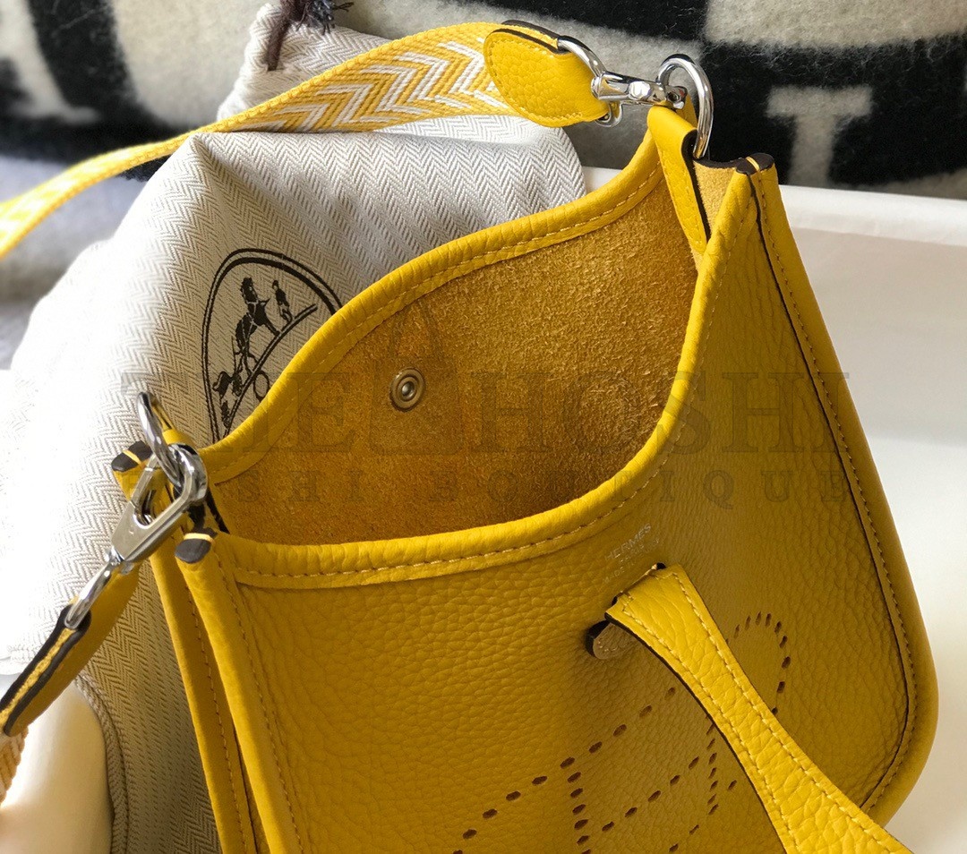 H**me5 Evelyne III Mini Bag In Yellow Clemence Leather Master Quality