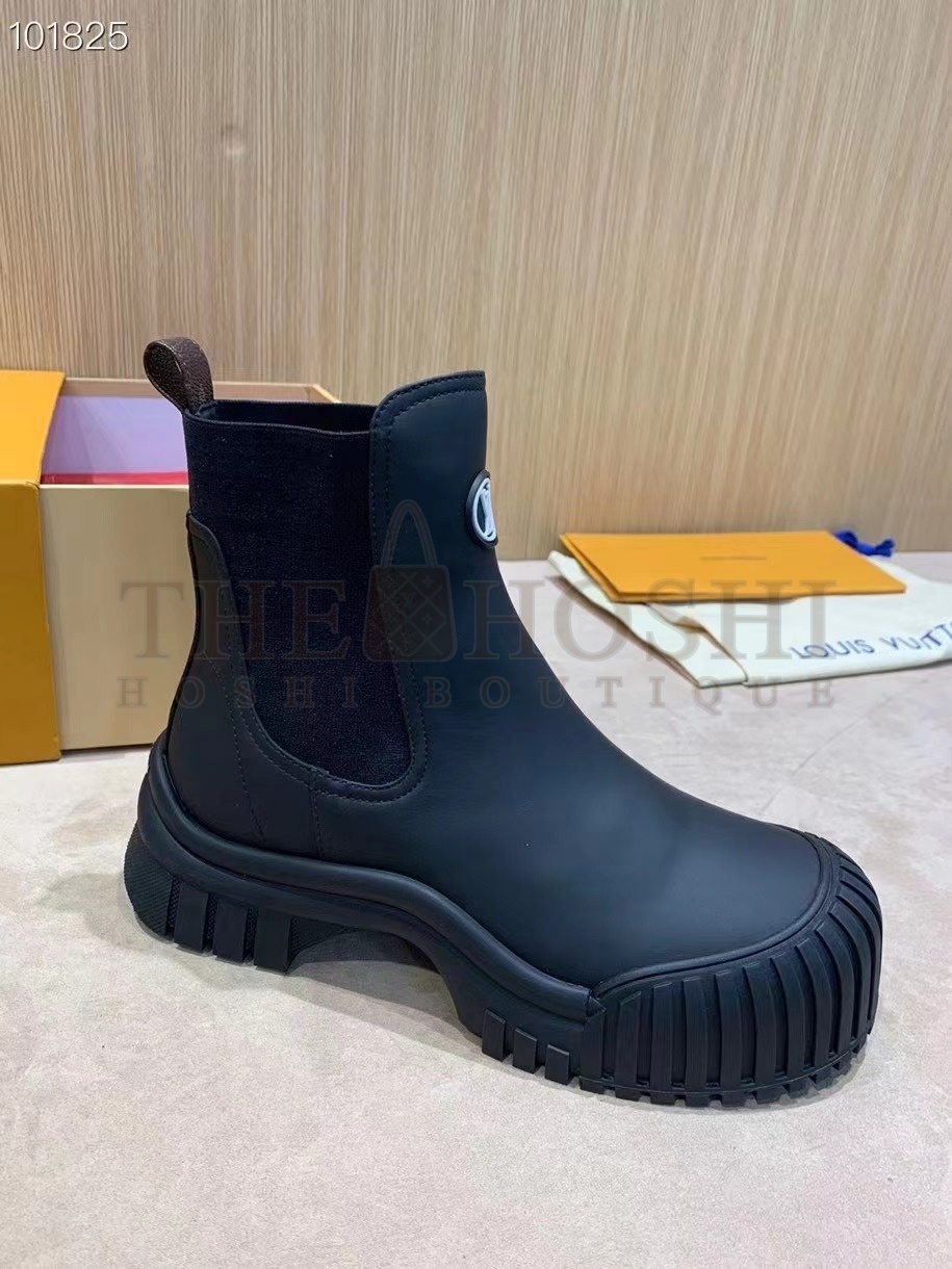 L0vis Vvtt0n Women Shoes LV Ruby Flat Ankle Boot Black Rubberized Calf Leather boots Master Quality