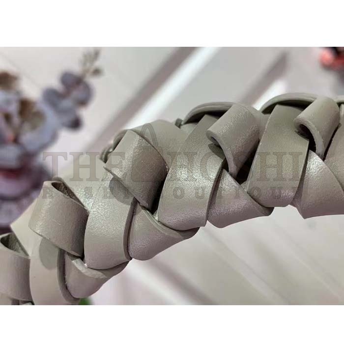 L0vis Vvtt0n LV Women Carmel Hobo Bag Gray Mahina Perforated Calfskin Leather Master Quality