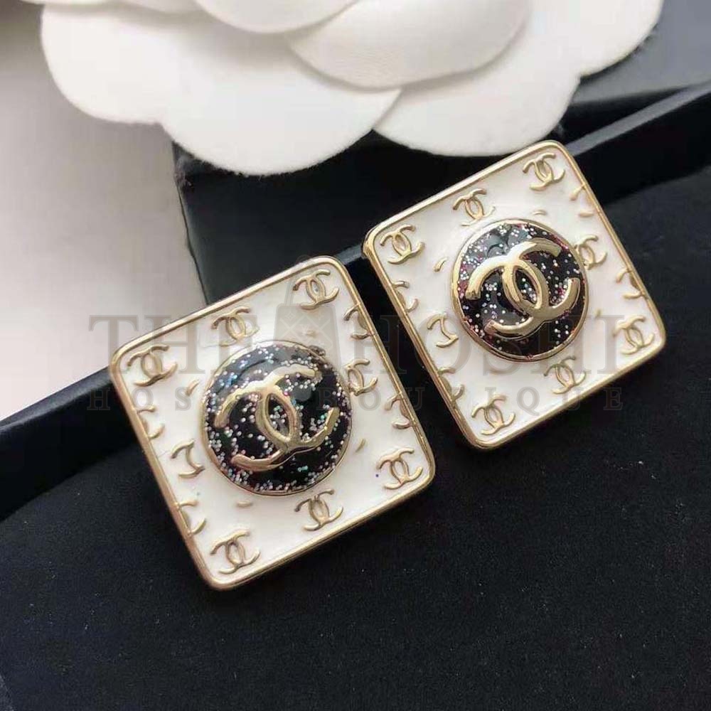 Ch**el Women Stud Earrings in Metal Master Quality