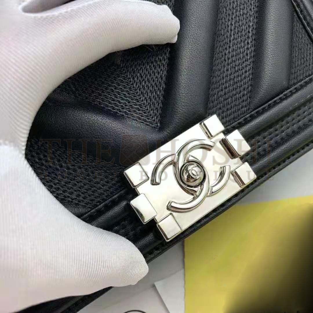 Ch**el Women Flap Bag with Top Handle in Calfskin-Black Master Quality