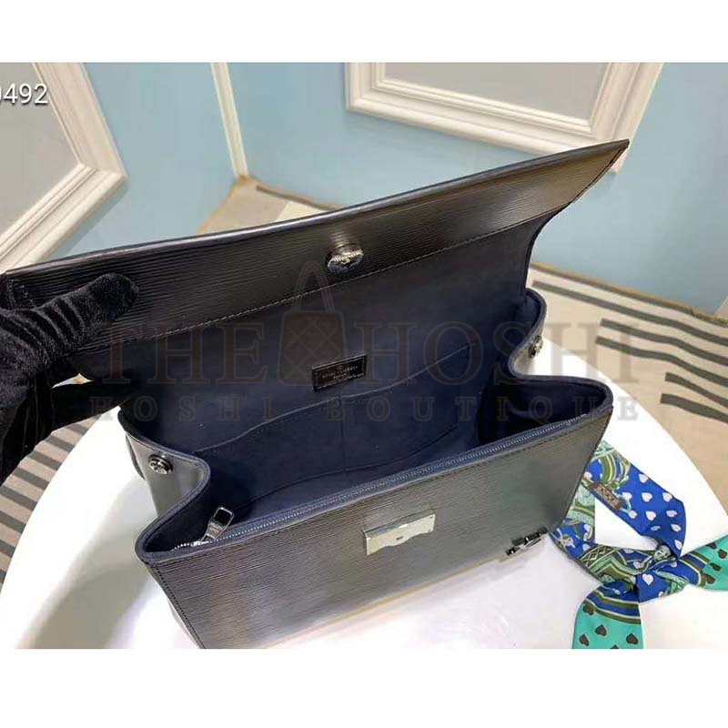 L0vis Vvtt0n LV Women Cluny BB Handbag Epi Grained Cowhide Leather Master Quality