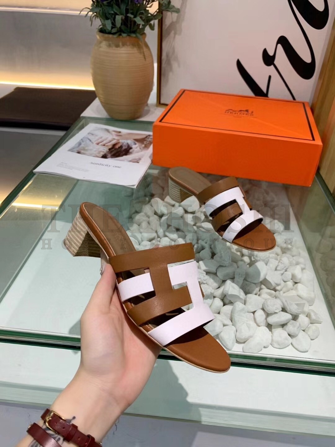 H**me5 Amica 5mm Sandals In Brown/White Calfskin Master Quality