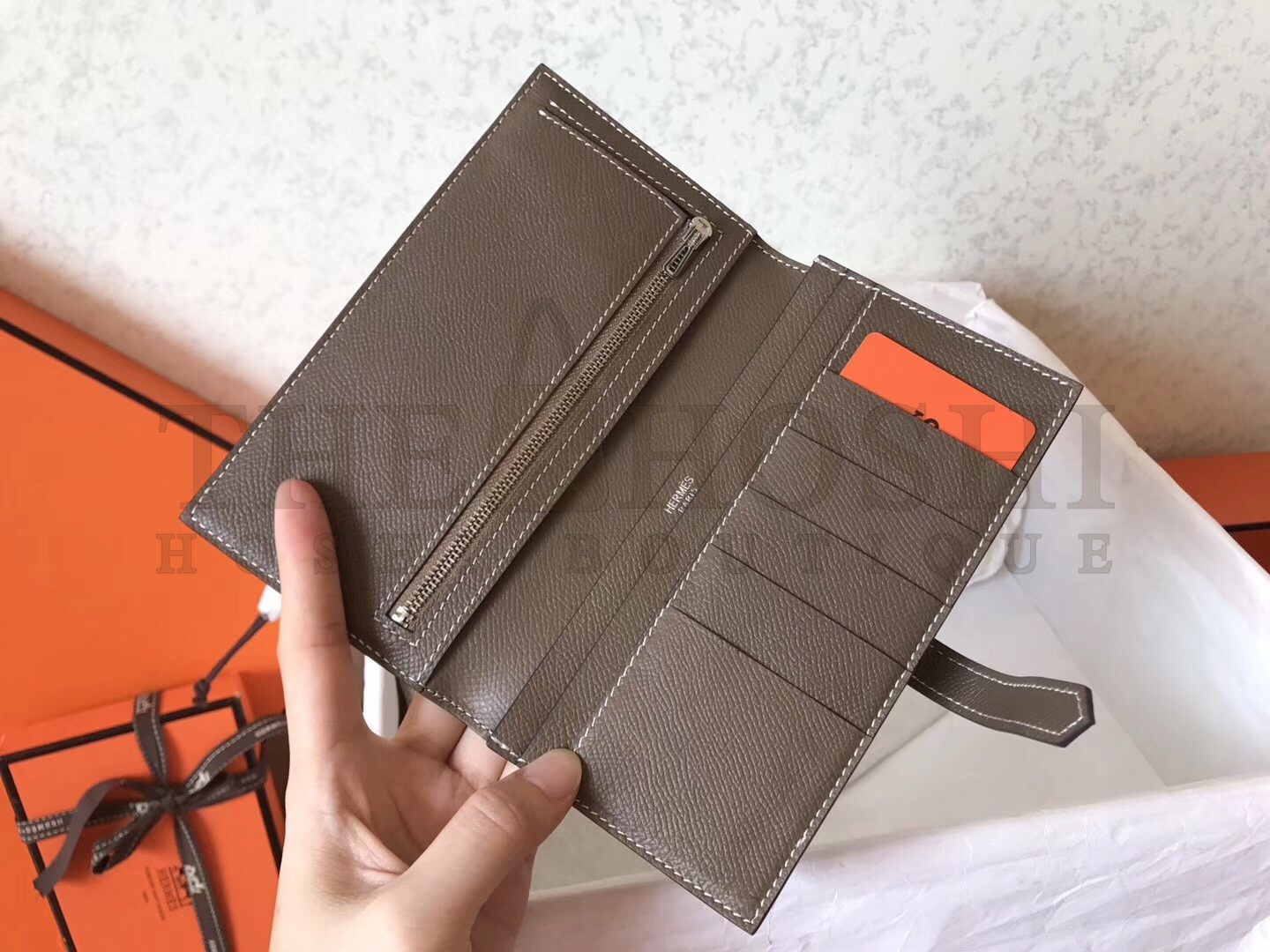 H**me5 Bi-Color Epsom Bearn Wallet Black/Taupe Master Quality