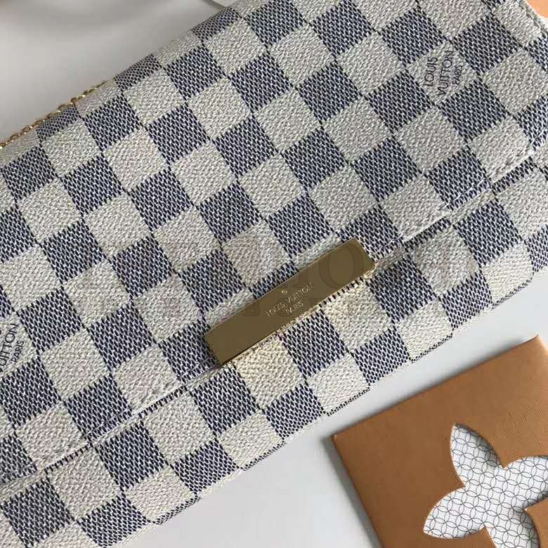 L0vis Vvtt0n LV Women Favorite MM Clutch in Damier Azur Coated Canvas-Beige Master Quality