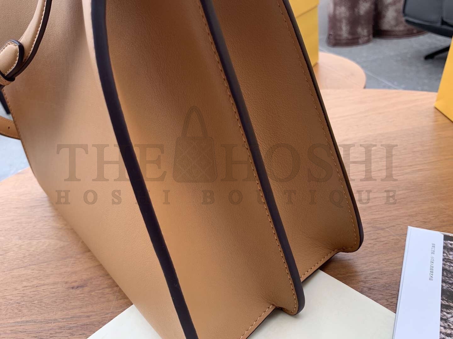 F**di Peekaboo ISeeU Medium Bag In Beige Calfskin Master Quality