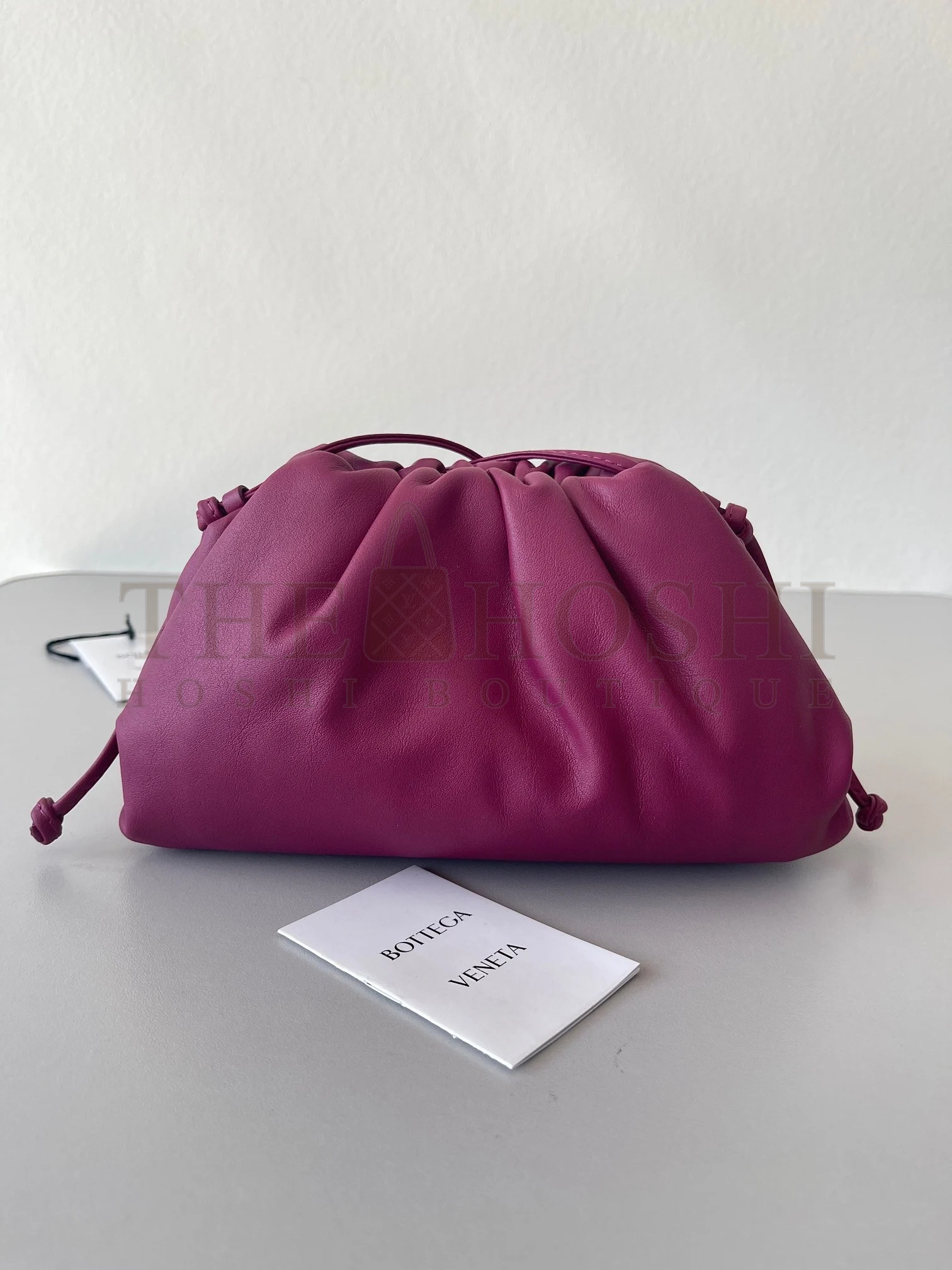 B0tt*ga Ven*ta Mini Pouch with Strap in Cinnabar Calfskin Master Quality