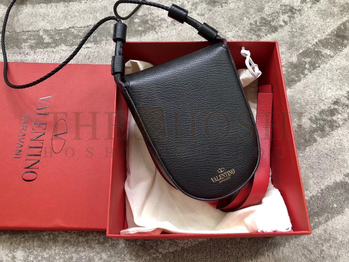 Va1e*ntin0 Small Vring Crossbody Bag In Black Goatskin Master Quality