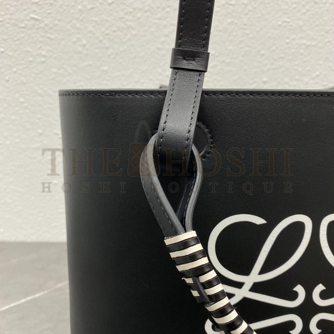 L0ew* Anagram Small Tote In Noir Classic Calfskin Master Quality