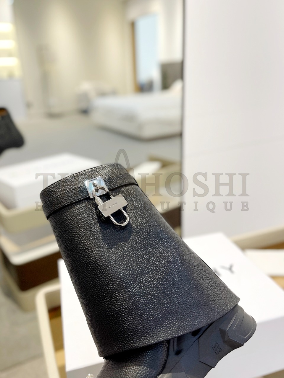 GIVENCHY/Givenchy Shark Lock Motorcycle Boots Master Quality