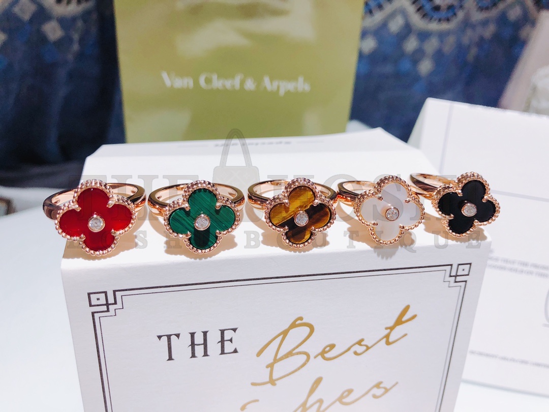 V*n Cl**f & Arpels Clover Ring with D1am0nds Master Quality